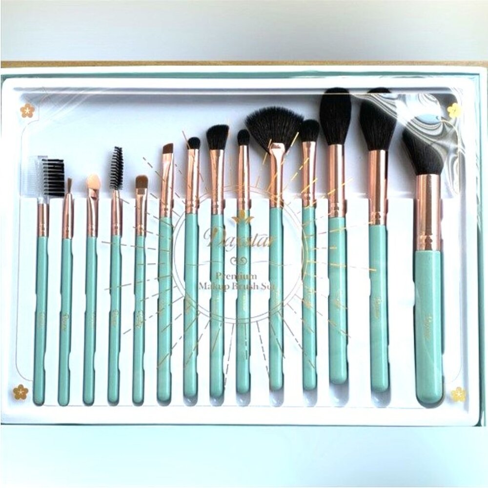 Daxstar 14 Piece Makeup Brush Set - New in Sealed Box